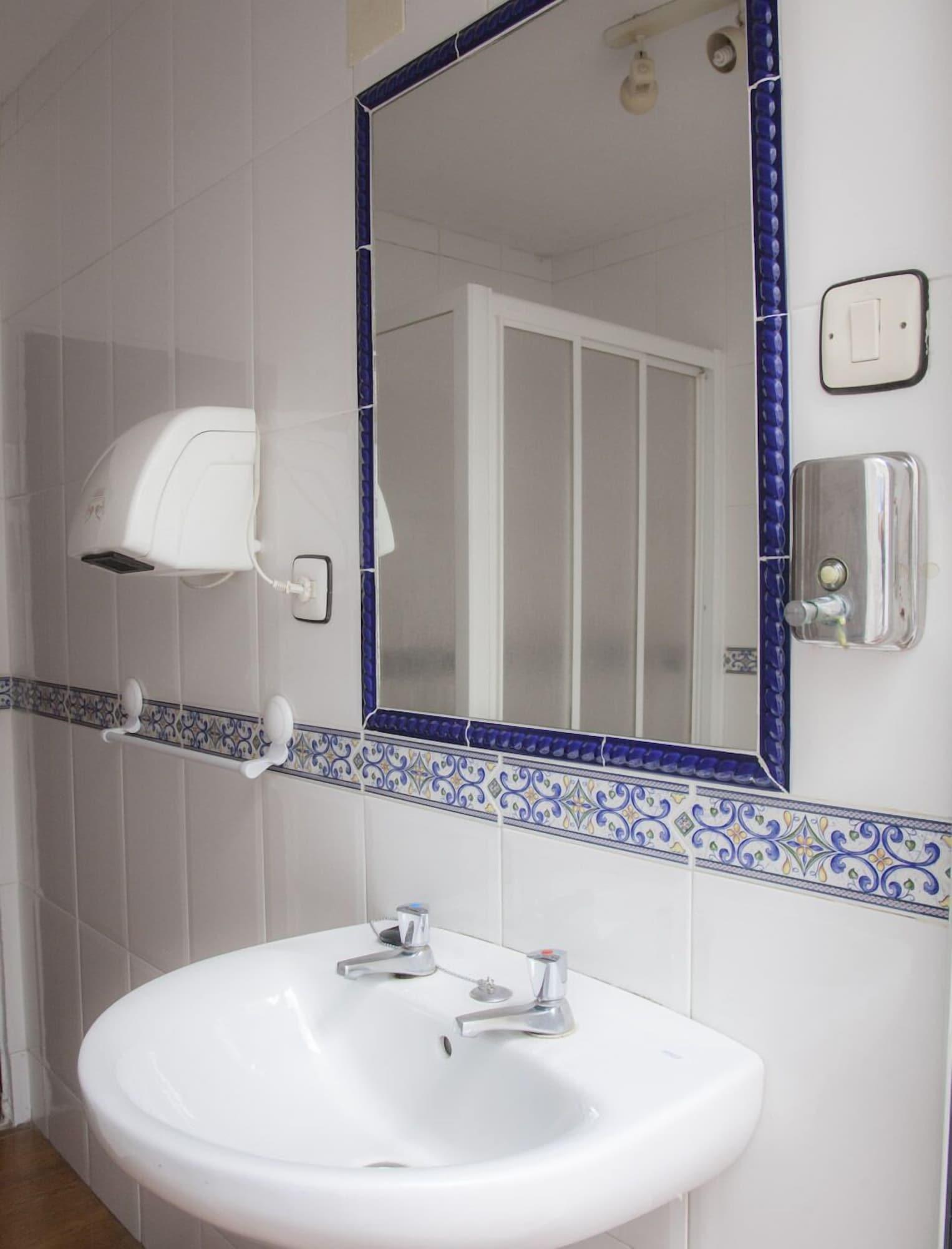 Hostal Paris La Línea de la Concepción Eksteriør billede
