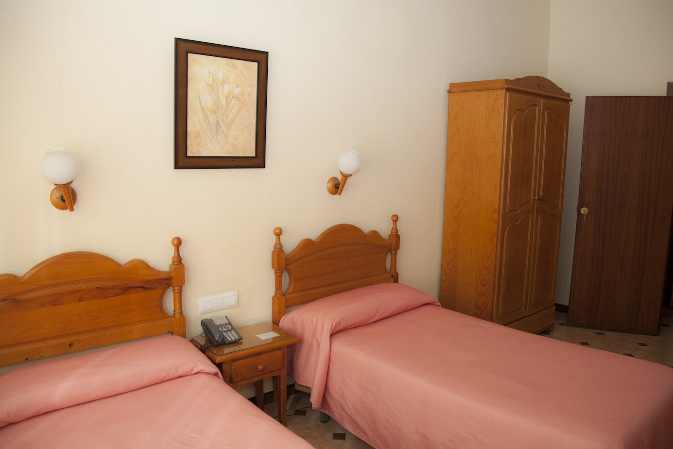 Hostal Paris La Línea de la Concepción Eksteriør billede